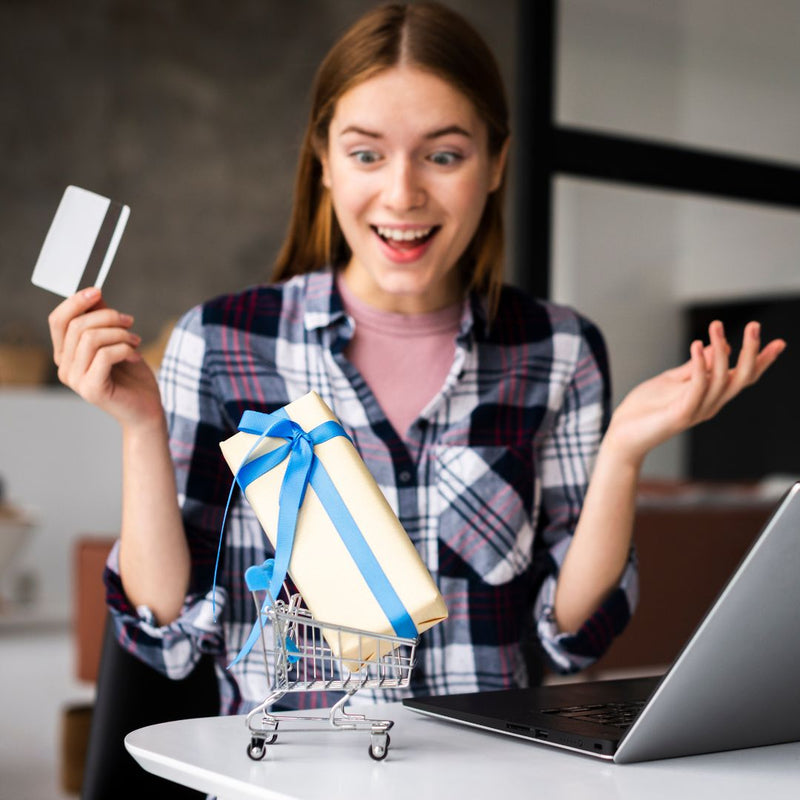 Save on Entertainment and Leisure: Credit Cards for Active Women